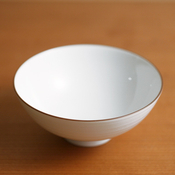 白山陶器　白磁千段（はくじせんだん）　4寸飯碗