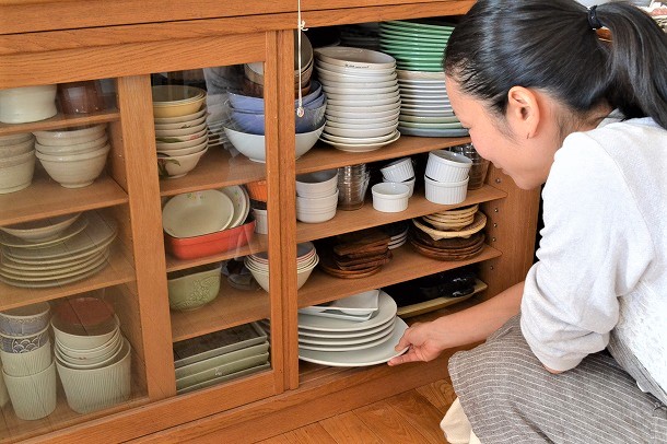 【私の家仕事】　料理家・みないきぬこさん家のキッチン収納