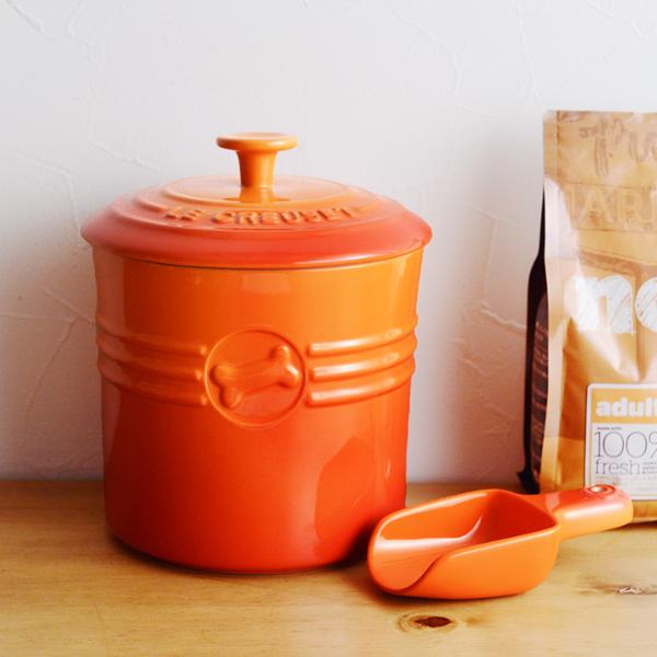 ル・クルーゼ／ペットフード・コンテナー（スクープつき）／LE CREUSET 