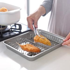 しっかり油切りできる 波型アミ 斜めが秘訣 21枚取【揚げ物】