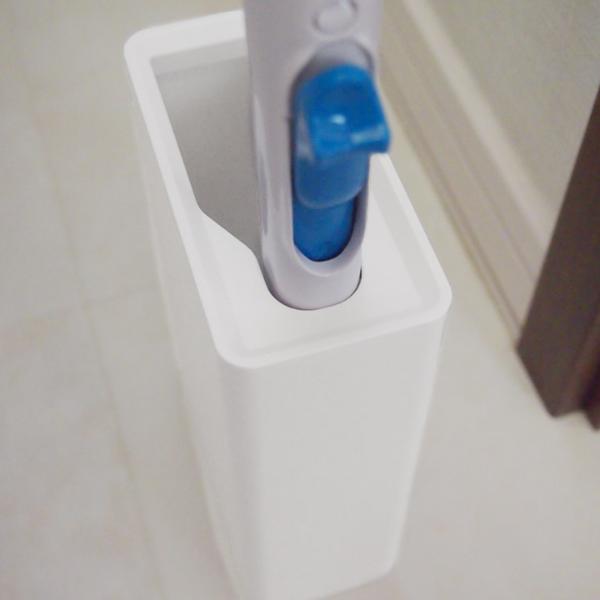 Tower 《 流せるトイレブラシスタンド タワー 》 4855 4856 ホワイト ブラック 白黒 モノトーン 掃除道具 スタンド 収納 ブラシ入れ トイレ  ブラシ ジョンソン スクラビングバブル 流せるトイレブラシ 山崎実業 YAMAZAKI タワーシリーズ BATH ROOM バスルーム Tower  ...
