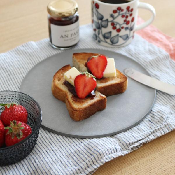 まな板になるお皿 CHOPLATE 220mm／チョップレート ｜ アンジェ web