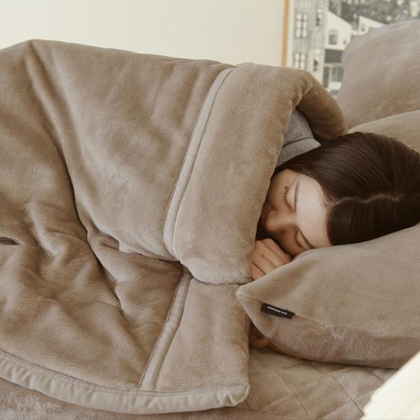 bon moment あったかさをためこむ6層毛布 セミダブル エアロゲル入り bon moment あったかさをためこむ6層毛布 セミダブル エアロゲル入り