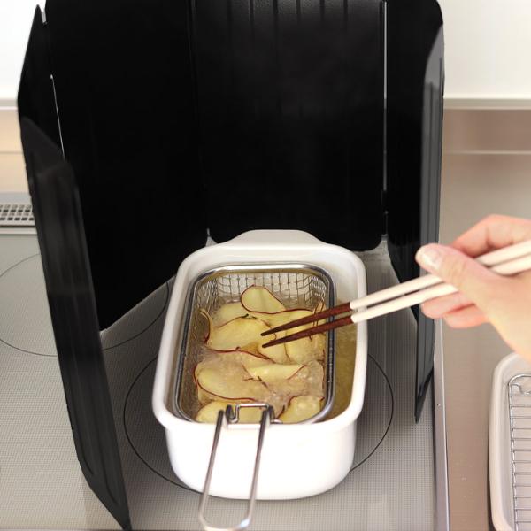 設置自由度の高い6面オイルガード レンジガード 油はねガード たためる