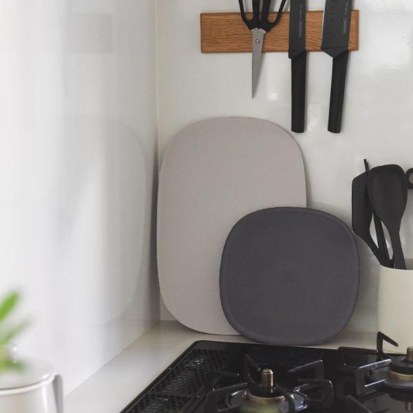 マーナ きほんのキッチンツール 滑りにくいまな板 M／MARNA