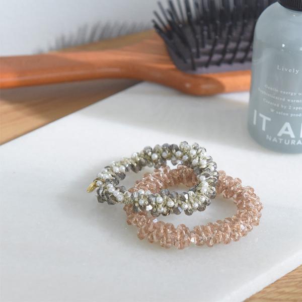 さっと結ぶだけで華やぐ パールとビジューのヘアゴム 2点セット