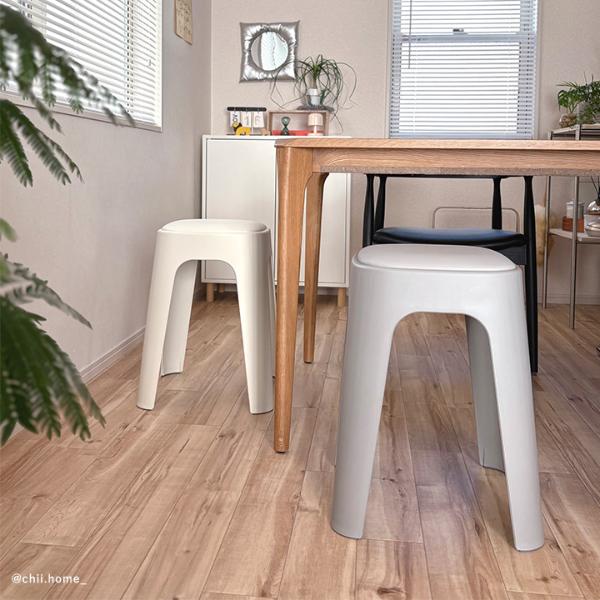 bon moment やわらかクッションつき スタッキング スツール