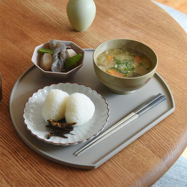 呉須猫 菊割5.5寸皿 波佐見焼 ｜ アンジェ web shop（本店）