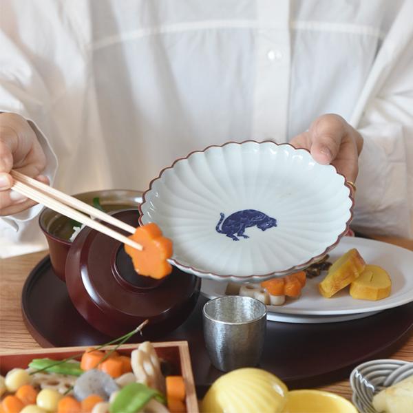 呉須猫 菊割5.5寸皿 波佐見焼 ｜ アンジェ web shop（本店）