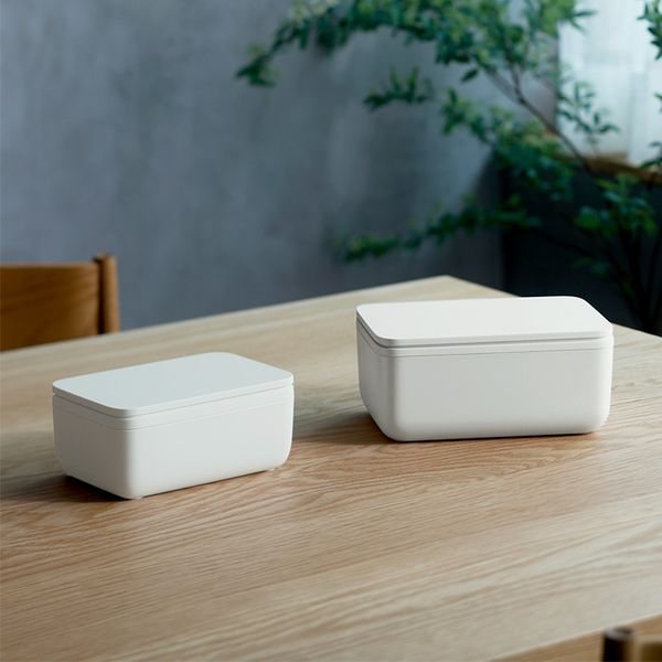 マーナ ワンタッチで開く シートケース／marna ｜ アンジェ web shop
