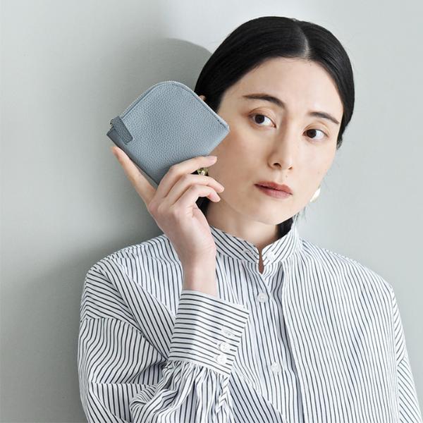 フラットで嵩張りにくい 牛革 L字型ウォレット ミニ財布／Agreable アグレアーブル