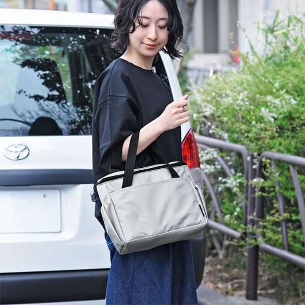 bon moment スリムに置ける 車用 保冷バッグ シートバッグポケット
