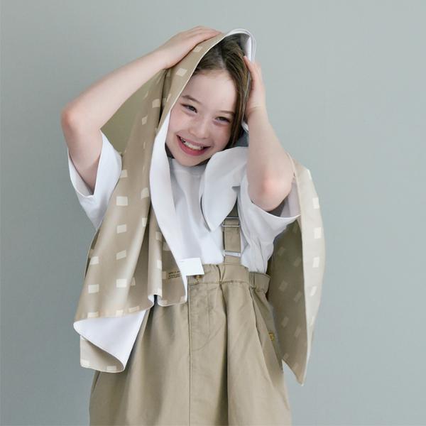 【未使用】カントク 画集 くるみ 冷感ブランケット バスタオル2枚セット kukka ja puu かさばらない セームタオル バスタオル ミニバスタオル