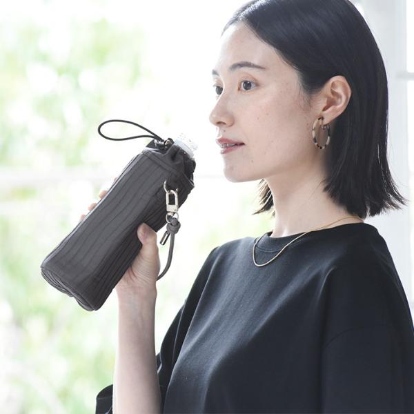 きれい目派さんの ペットボトルカバー 2wayストラップ