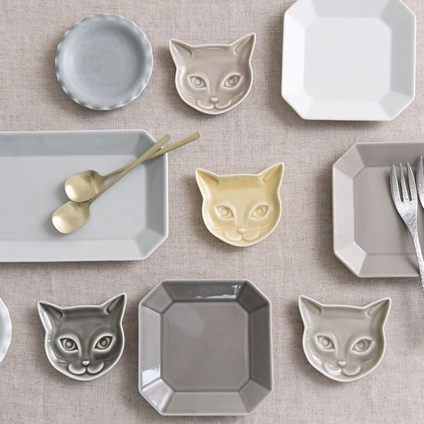 美濃焼でつくった 猫モチーフの豆皿 neco mini plate ｜ アンジェ web