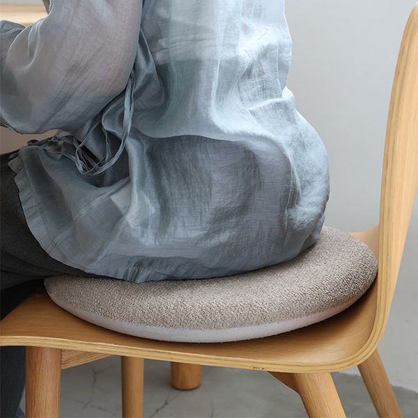 bon moment ずれにくい もっちり弾力 極厚チェアパッド 直径40cm 4．5cm厚 低反発／ボンモマン