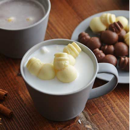 ホットミルクで溶かすミニ雪だるまチョコレート OH WOW！ メルティングスノーバディ12個入り