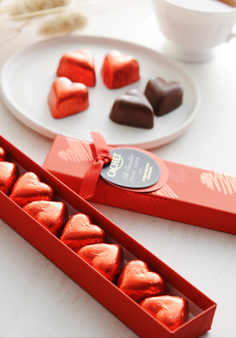 CACHET チョコレートギフトボックス ミルク＆ヘーゼルナッツ／Kims Chocolates