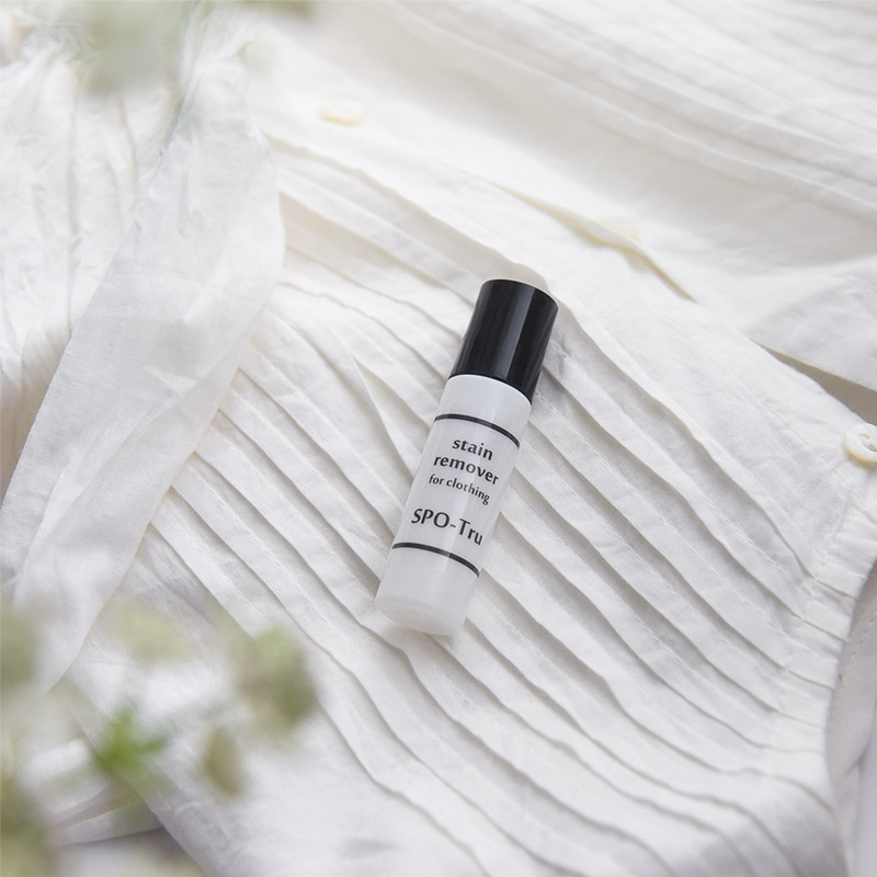 あきらめていたシミも落ちる!酵素分解シミ抜き スポッとる 染み抜き剤 10ml 携帯用