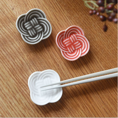 結 箸置き皿／小田陶器