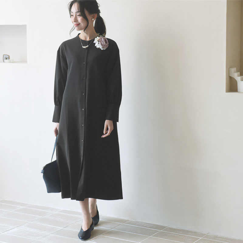 綺麗な黒が持続 黒原着素材 ブラックフォーマル バンドカラーワンピース／Agreable アグレアーブル【送料無料】