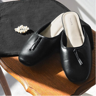 サッと履けるバレエ型 スクエアカット 携帯スリッパ／kauliina