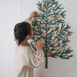 kukka ja puu クリスマスツリー タペストリー 壁掛け 110×70cm／クッカヤプー