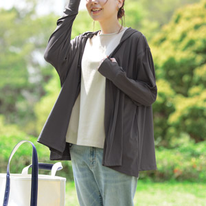 ラッシュガード フード付きケープ 羽織り カーデイガン UVカット 吸水速乾 接触冷感／Agreable アグレアーブル