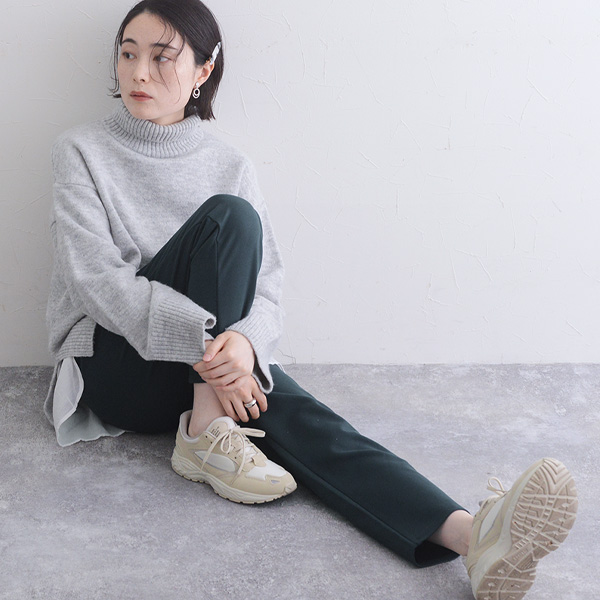リラックス気分で穿ける テーパード ストレッチパンツ／kauliina カウリーナ