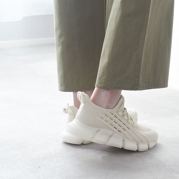 カラダをリラックス状態へサポート メタックス加工 ファイテンスニーカー phiten 240W206SUN015