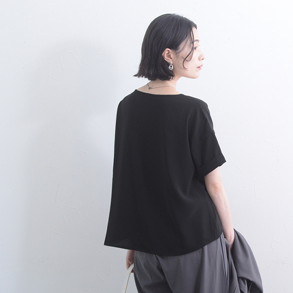 洗えてシワになりにくい 着回しの効く Tシャツブラウス 接触冷感 吸水速乾 熱中症／kauliina カウリーナ
