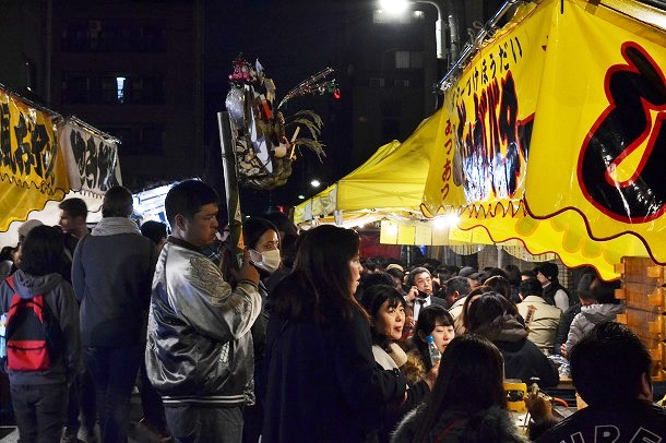 【おさんぽ手帖】　ほろ酔い、酉の市さんぽ