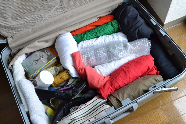 年末年始の帰省や旅行に　「スーツケース整理術」