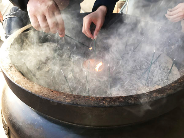 底冷えの厳しい冬でも行きたくなる！？雪景色の京都をお届け。