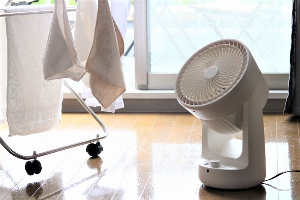 サーキュレーターと扇風機の違いって知ってる この夏使いたい 0 Dcサーキュレーター アンジェ日々のコラム サーキュレーターと扇風機の違いって知ってる この夏使いたい 0 Dcサーキュレーター アンジェ日々のコラム
