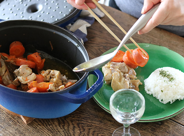 フランス風おもてなし料理 第4回 メイン 鶏と人参のブレゼ ローリエ風味 アンジェ日々のコラム