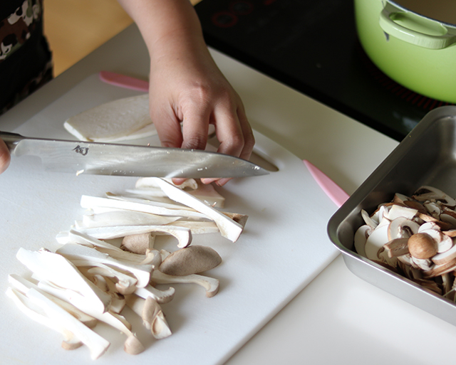 アレンジ多彩！超簡単「きのこ山盛り常備菜」を作ろう