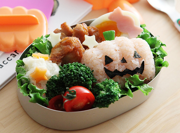 おにぎり型で簡単 ハロウィン弁当 を作ろう アンジェ日々のコラム