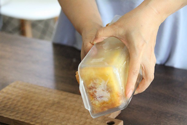 暮らしの中の小さな「いいもの」　＝　Cera　Bake　焦げ付かないオーブン皿　＝