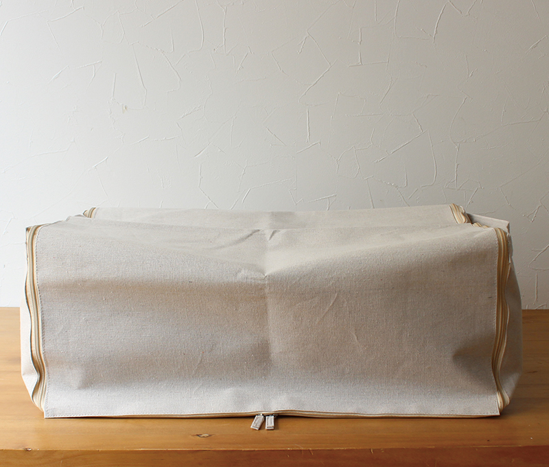 【冬寝具の衣替え】家族分の毛布がスッポリ！収納グッズ見つけました。
