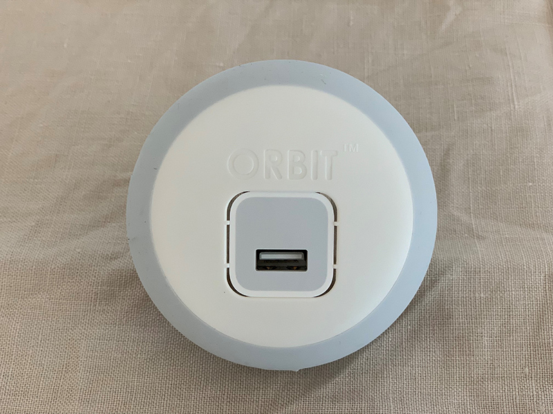 iPhoneの方必見！ORBIT〈オービット〉でスマホ充電の収納を見直そう。