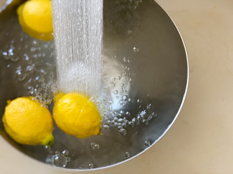 台所仕事を楽しもう。セラーメイトで作る自家製レモンシロップ漬け