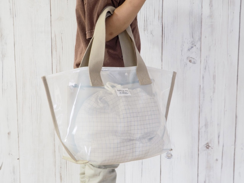 こんなプールバッグが欲しかった 親子で使える北欧調デザインの ビニールバッグ アンジェ日々のコラム