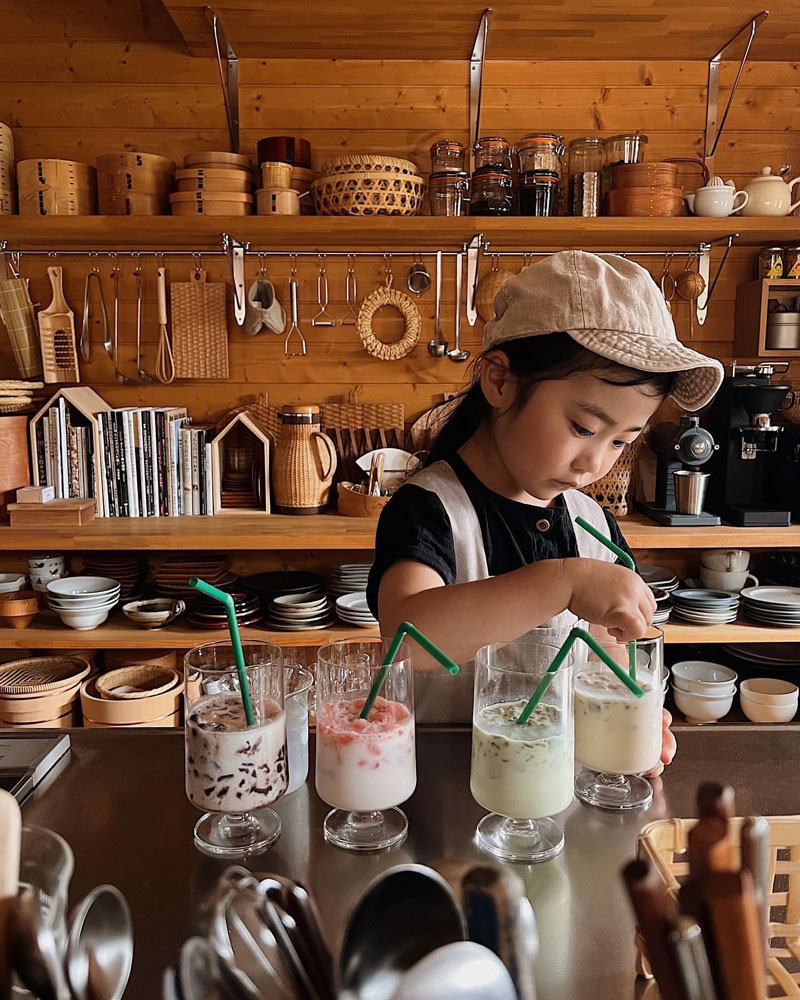 たった15秒で夏のご馳走ドリンク完成！シャリ食感が楽しい氷カフェ♪【インスタグラマーさんの話】