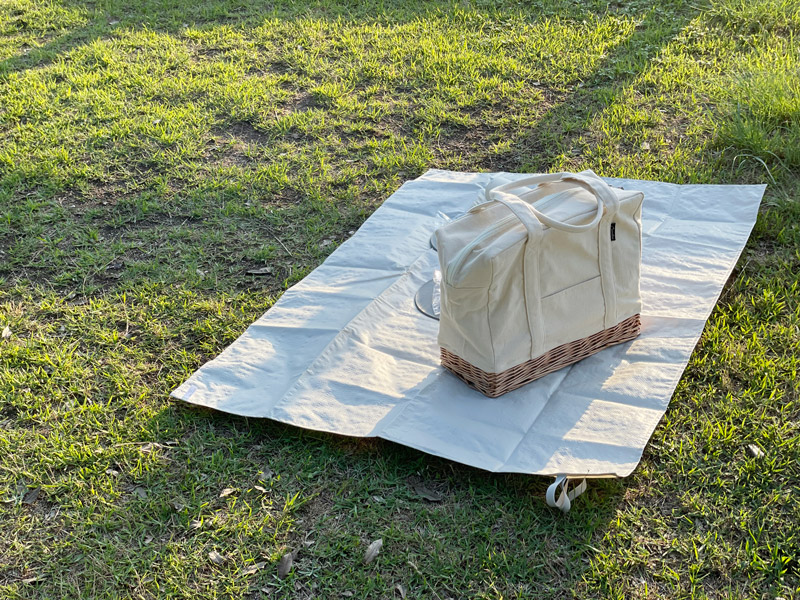 夏休みのお出かけがもっと楽しくなる！かわいい保冷ピクニックバッグで夏休みを準備万端に。
