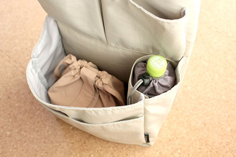 子育てママや通勤に。「縦型バッグインバッグ」で愛用リュックの機能性アップ！
