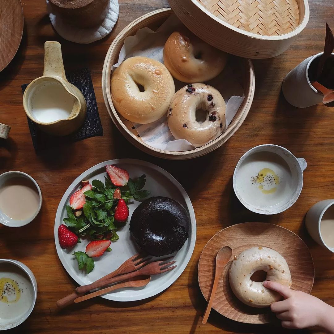 毎日でも食べたい！クセになる食感モチモチベーグルのある食卓【インスタグラマーさんの話】