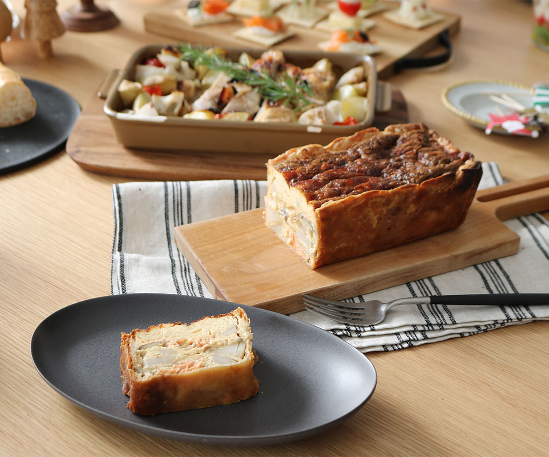 秋冬の食卓を楽しもう、パウンド型で作る「鮭と根菜の和風キッシュ」