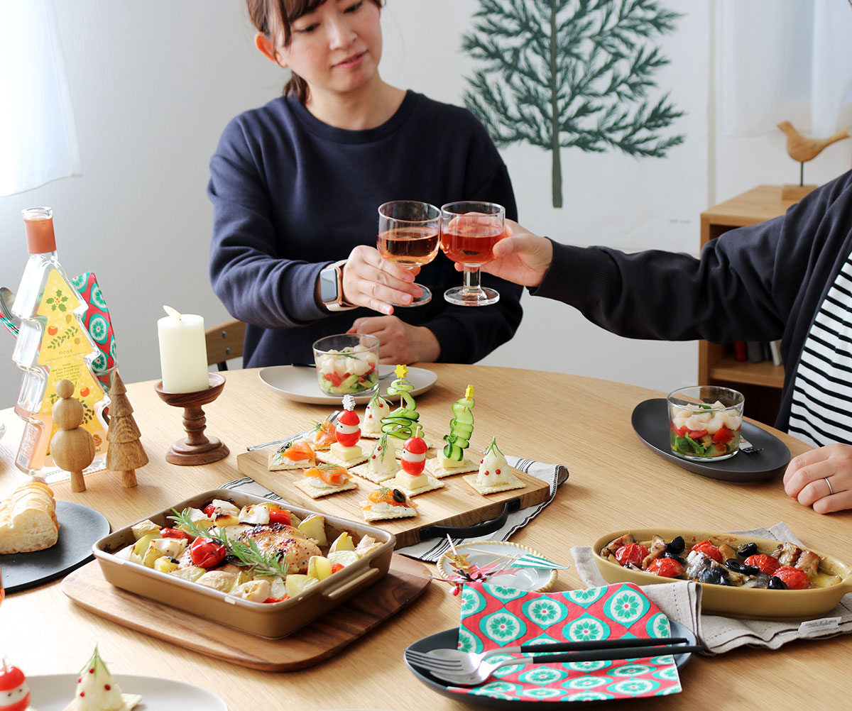 クリスマスを楽しもう！食卓を彩る器や「サンタ＆クリスマスカラーの前菜」たち