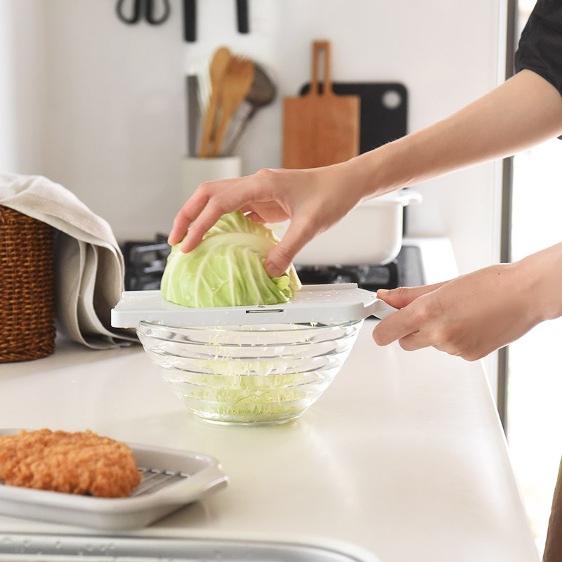 とんかつ屋さんのふわふわキャベツをお家で！包丁職人が作ったスライサー